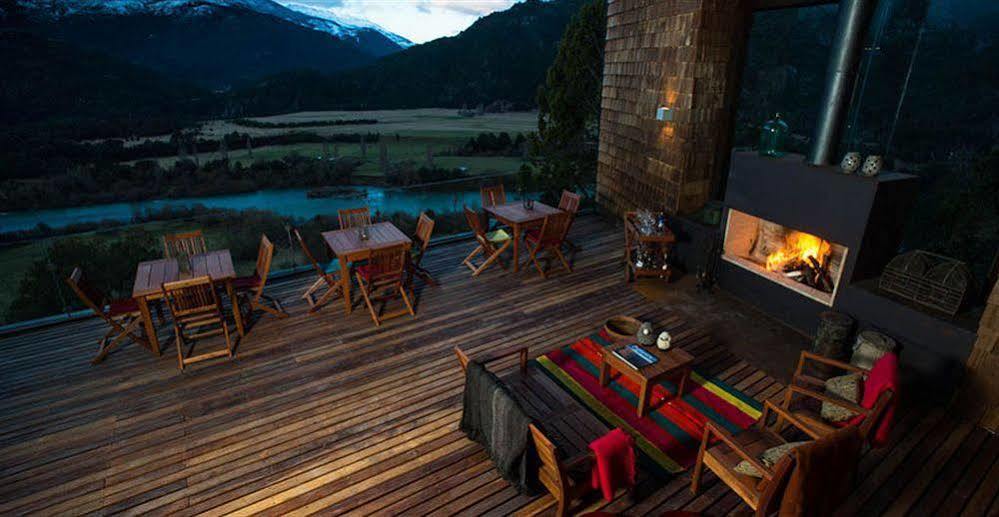 Uman Lodge Patagonia Chile Futaleufú 외부 사진